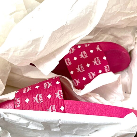 Women’s MCM Monogram Print Open Toe Rubber Slide – NIB - Picture 1 of 10